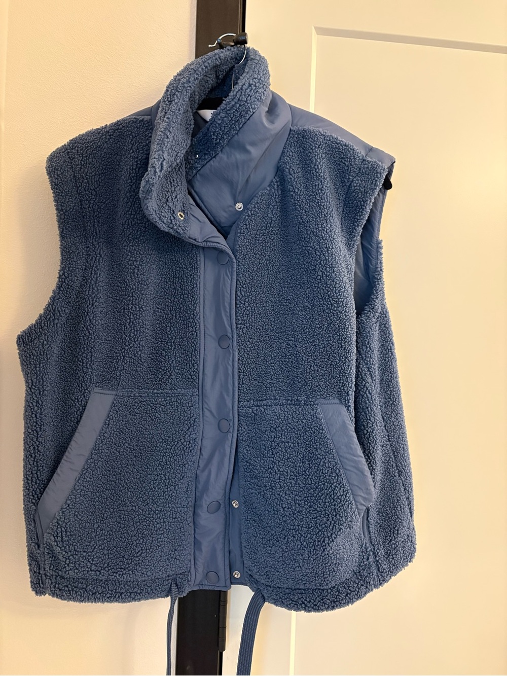 Women’s Joy Lab High Pile vest - M, blue